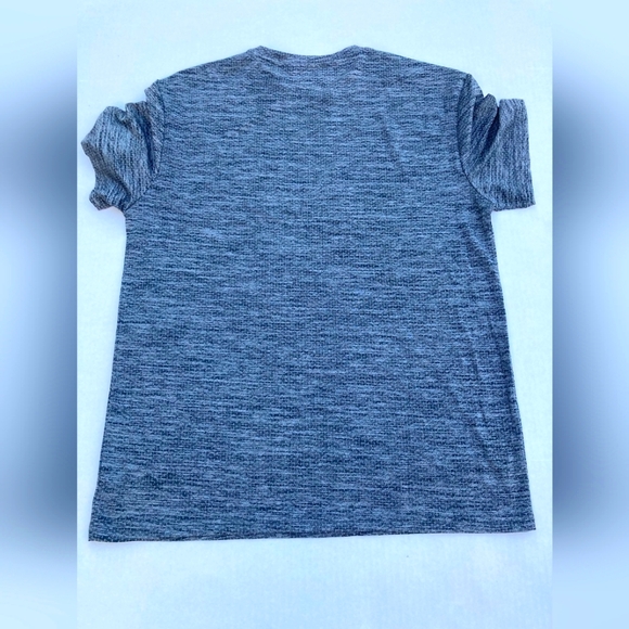 Captivating Apparel Graphite Heather Activewear Top - Size L - Picture 5 of 8